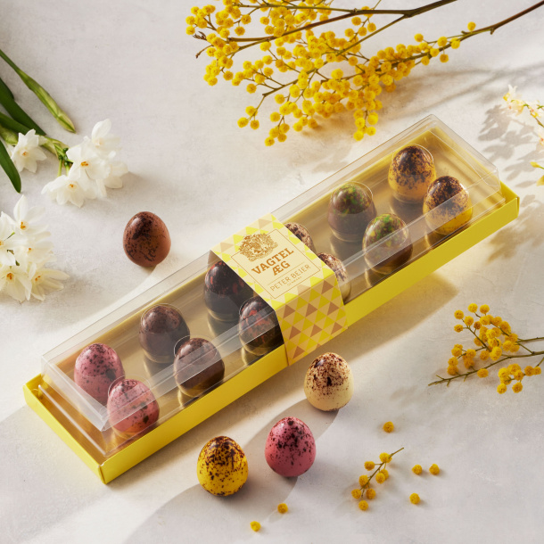 Box with 12 Quail Eggs