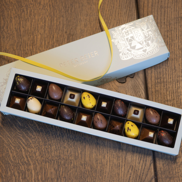 Signature Easter box w. 20 pieces 