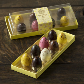 Box with 8 Quail Eggs