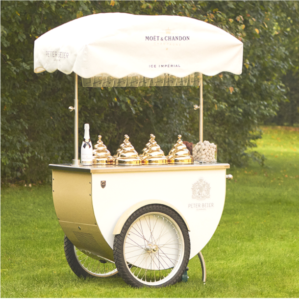 Mot ice cream cart